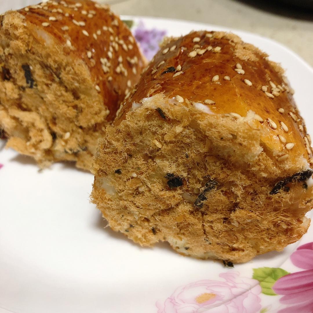 肉松面包卷