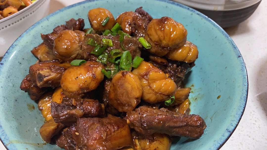 板栗烧排骨