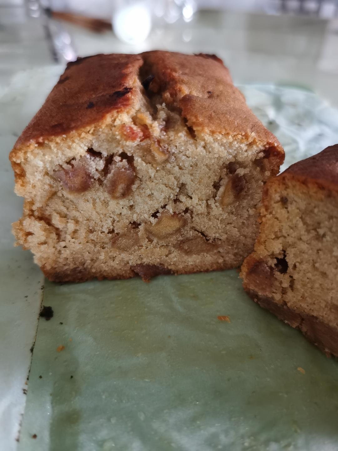 苹果肉桂磅蛋糕