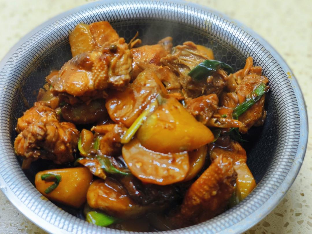 一看就会的土豆烧鸡块