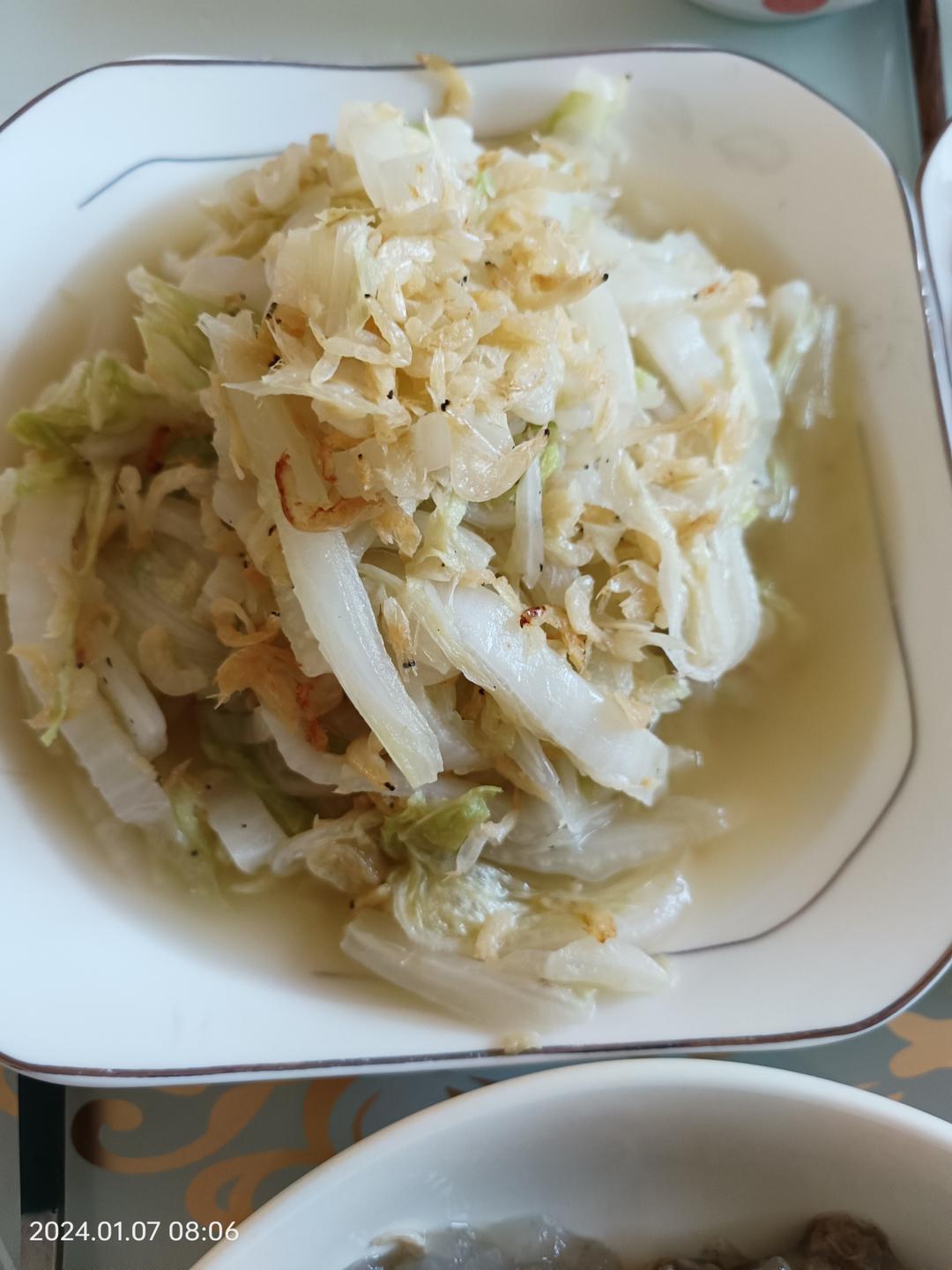 虾皮炒白菜，鲜的很啊
