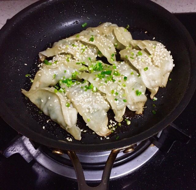 脆底煎饺