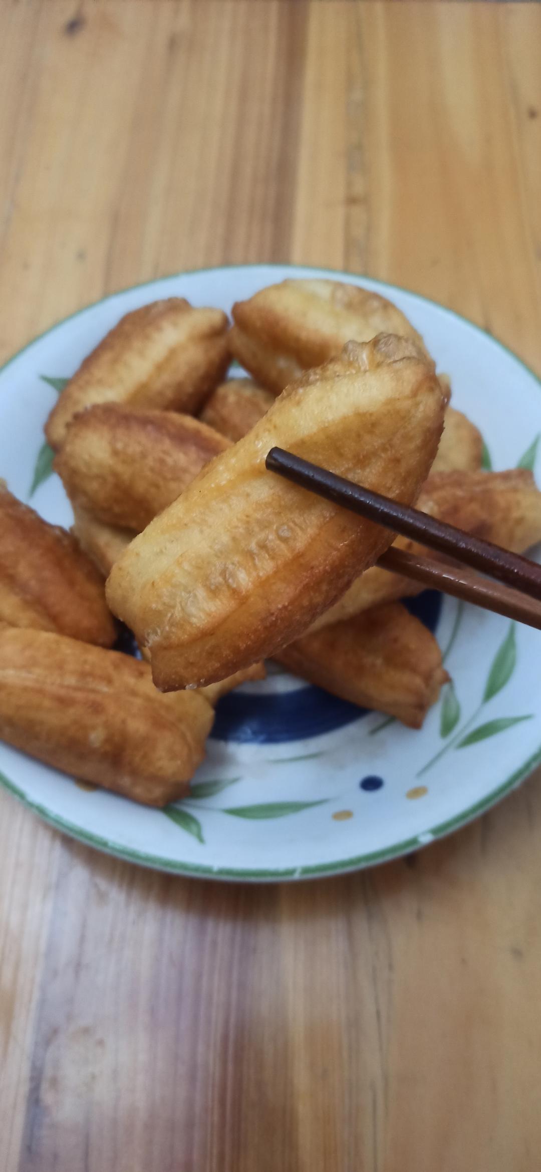 健康美味的家庭自制炸油条-只用酵母一次发酵