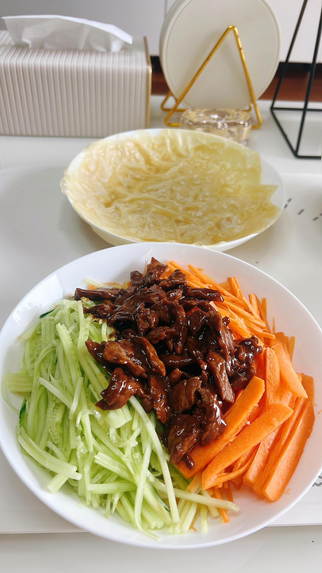 学做京酱肉丝，带饼的