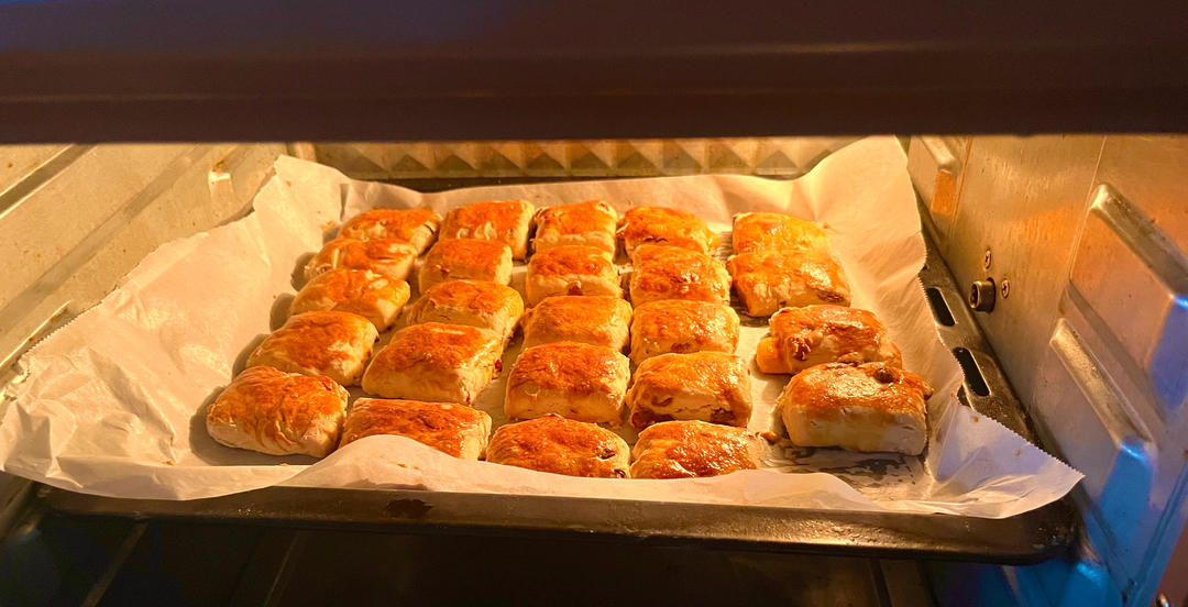 消耗淡奶油的司康