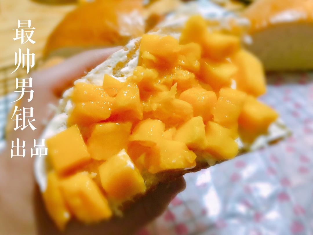 草莓五层流心乳酪软包（复刻光之乳酪）