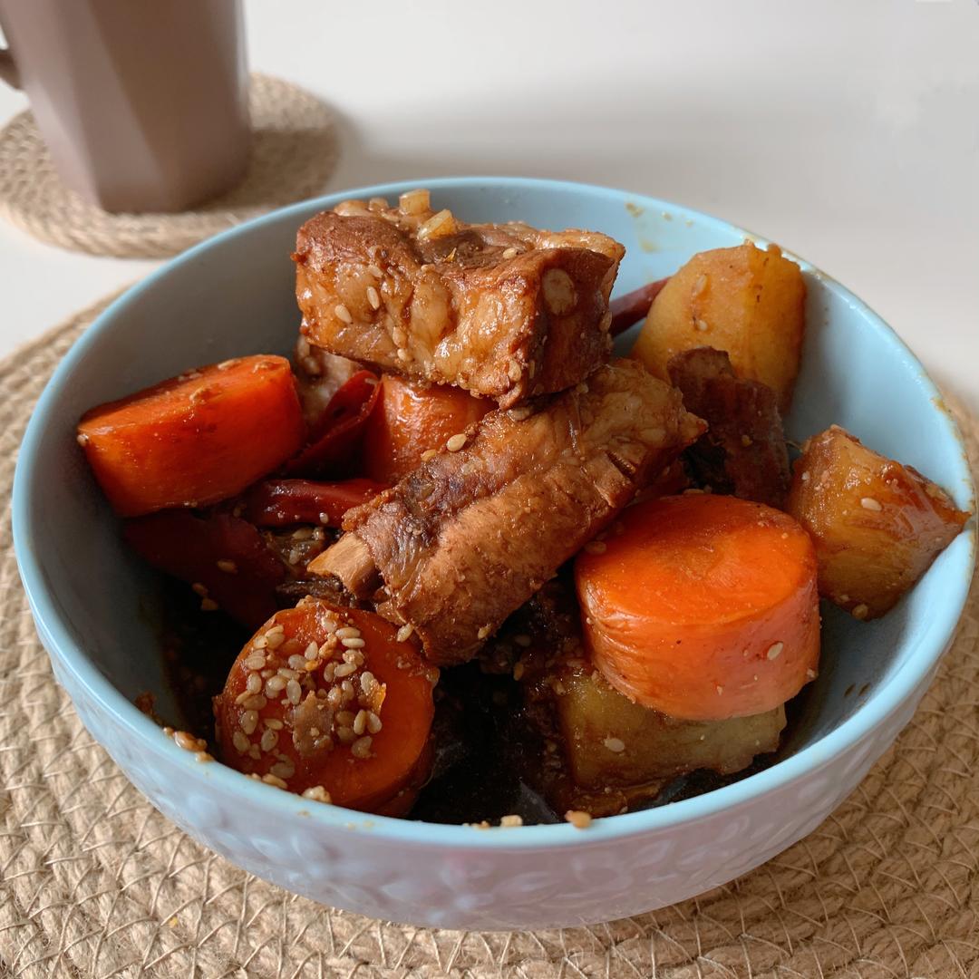 土豆胡萝卜炖排骨（减脂少油健身餐）