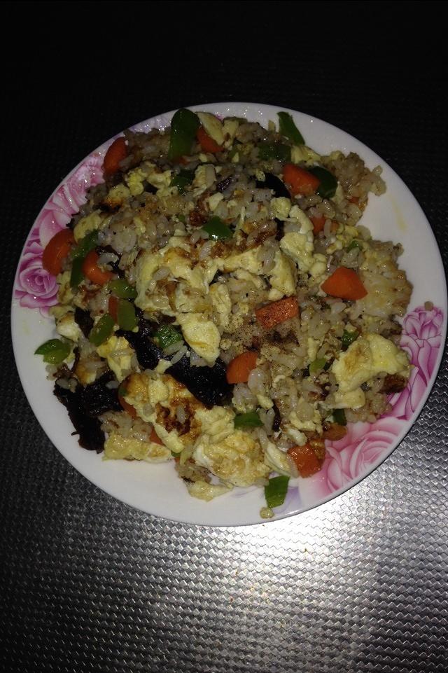 家常炒饭的做法