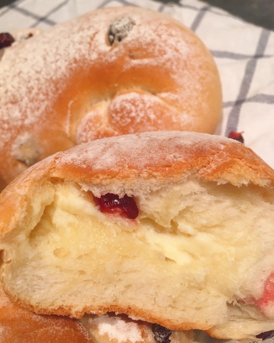 面包店里的常客——蔓越莓奶酪软欧