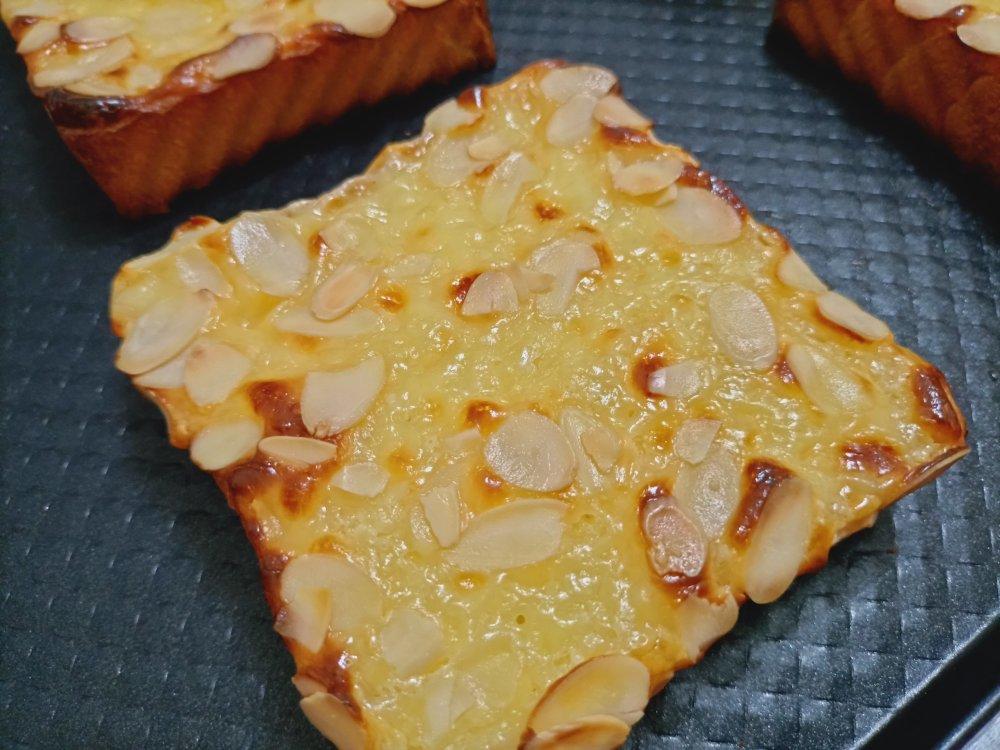 岩烧乳酪吐司片