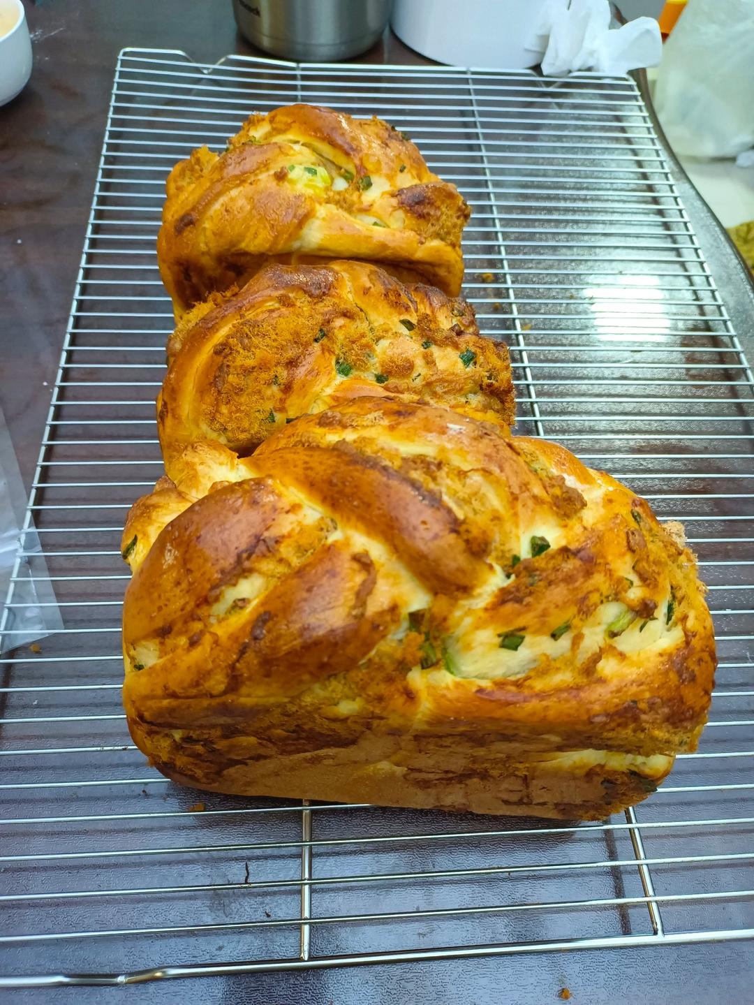 香葱肉松手撕吐司