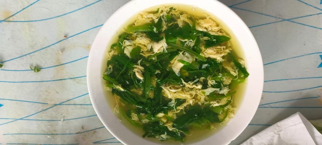 菠菜鸡蛋汤