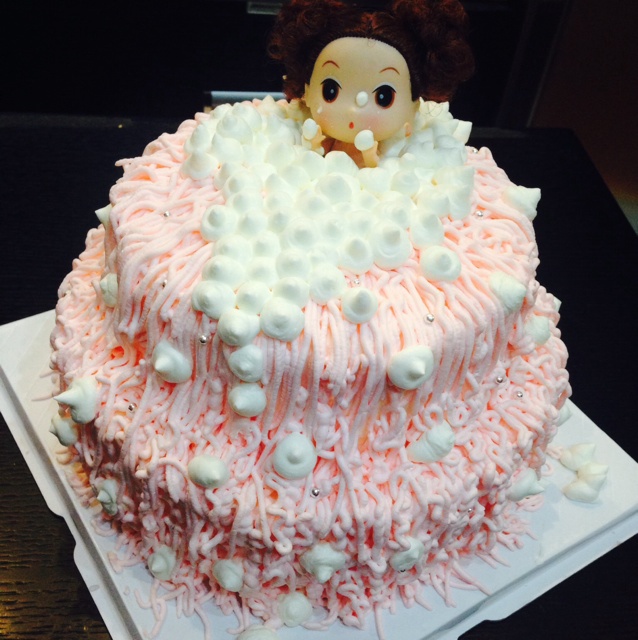 米博美食顾问echo做的泡泡浴娃娃蛋糕