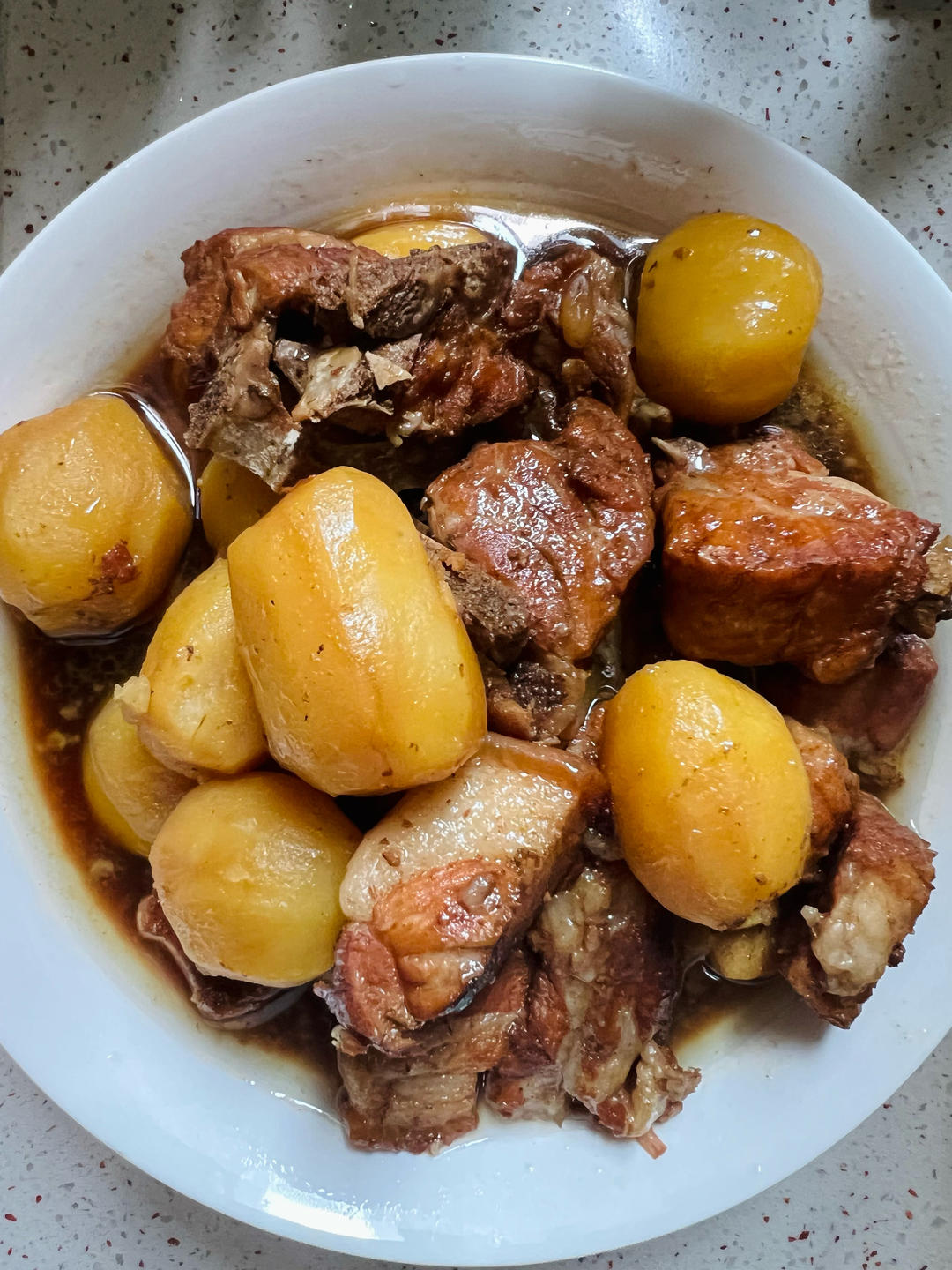 堂妈小厨——小土豆红烧肉