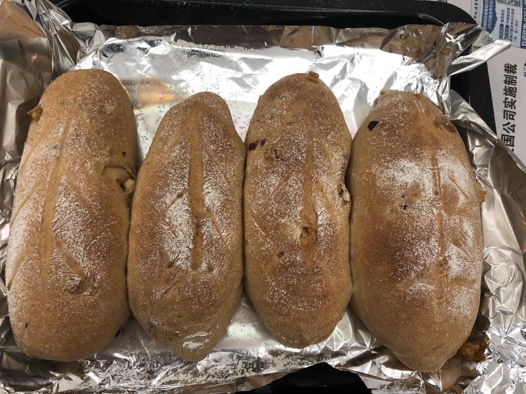 全麦红糖桂圆软欧包