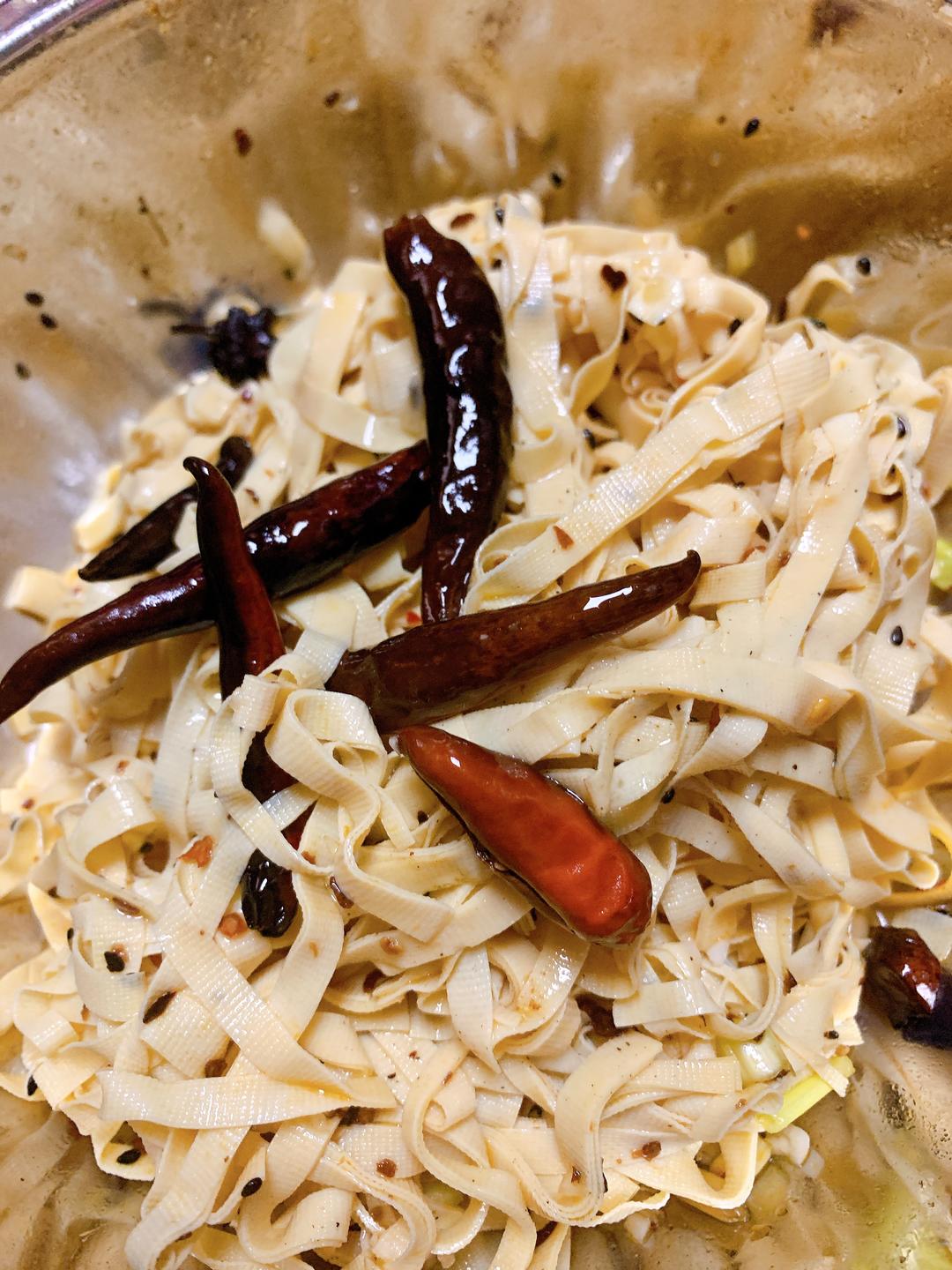 夏天的菜 「炝拌干豆腐」