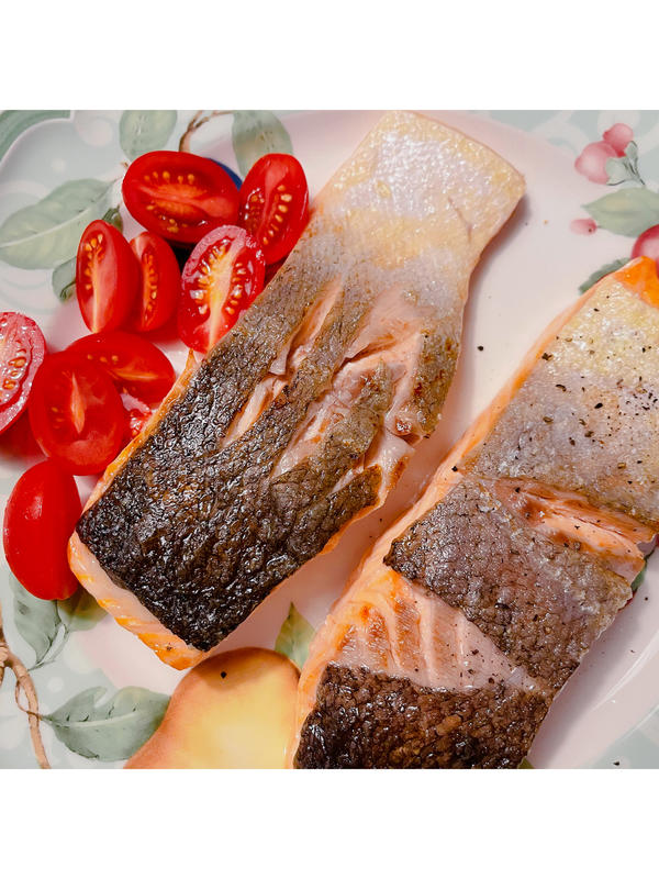 法餐和日料丨香煎三文鱼和北海道杂蔬三文鱼