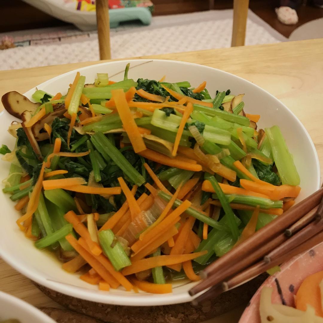 小炒芹菜豆干