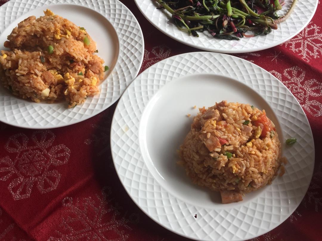 番茄鸡蛋炒饭