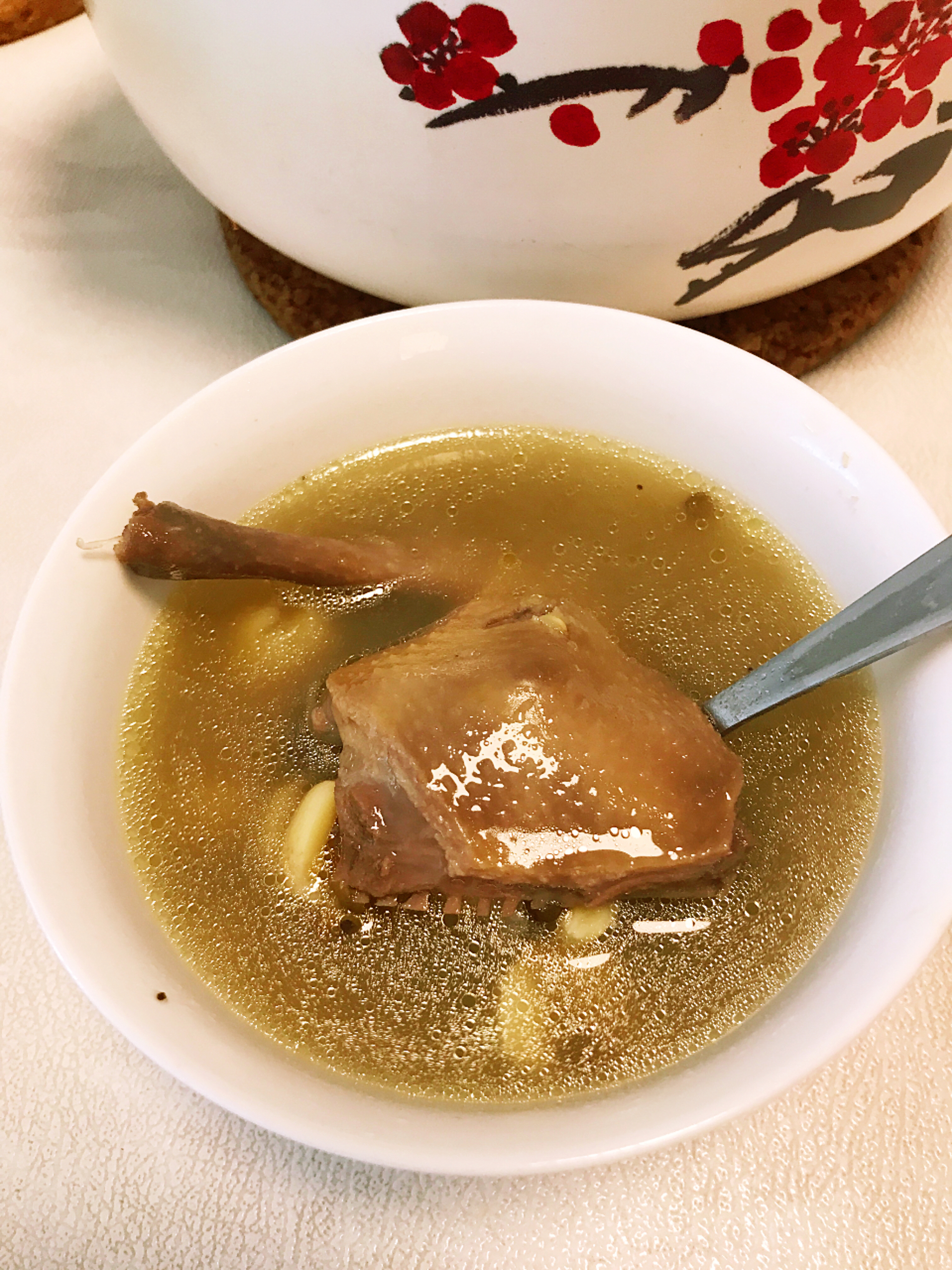 陈皮绿豆莲子百合鸽子汤的做法