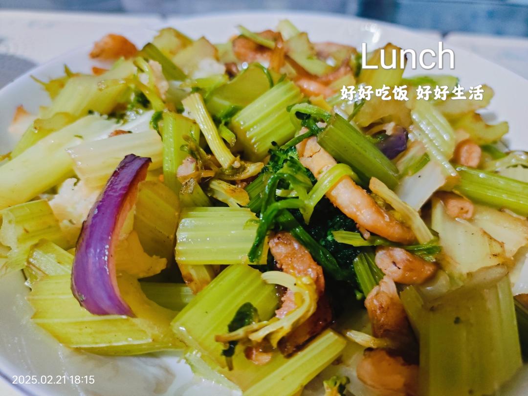 降压菜:西芹炒干虾仁