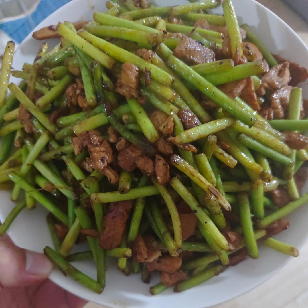 蒜薹炒肉丝