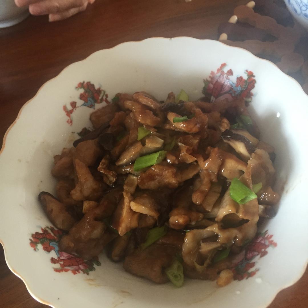 香菇炒肉