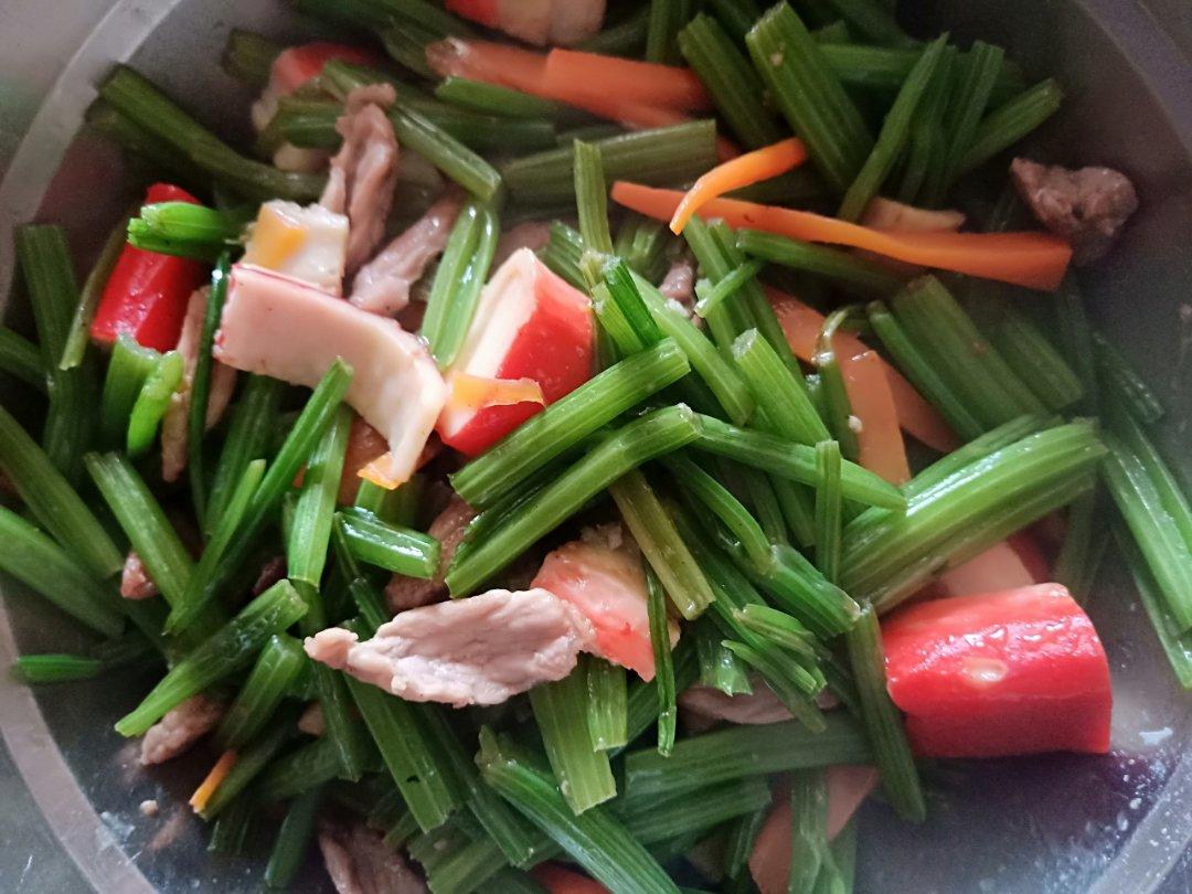 芹菜炒肉