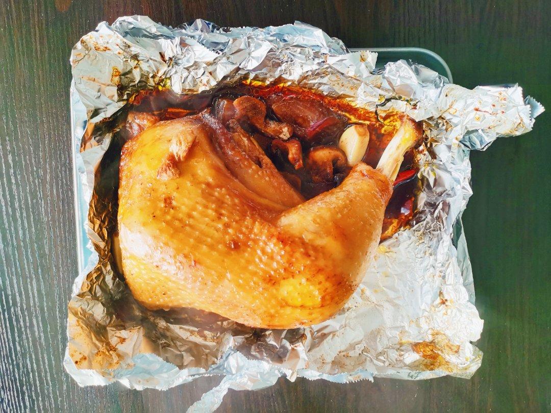 锡纸烤鸡（烤箱版）外酥里嫩肉美多汁（半只鸡）