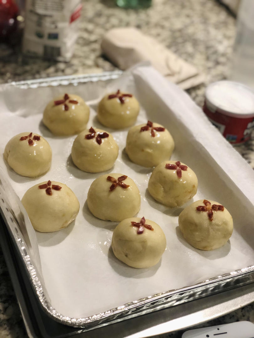 一吃就爱上的云腿月饼