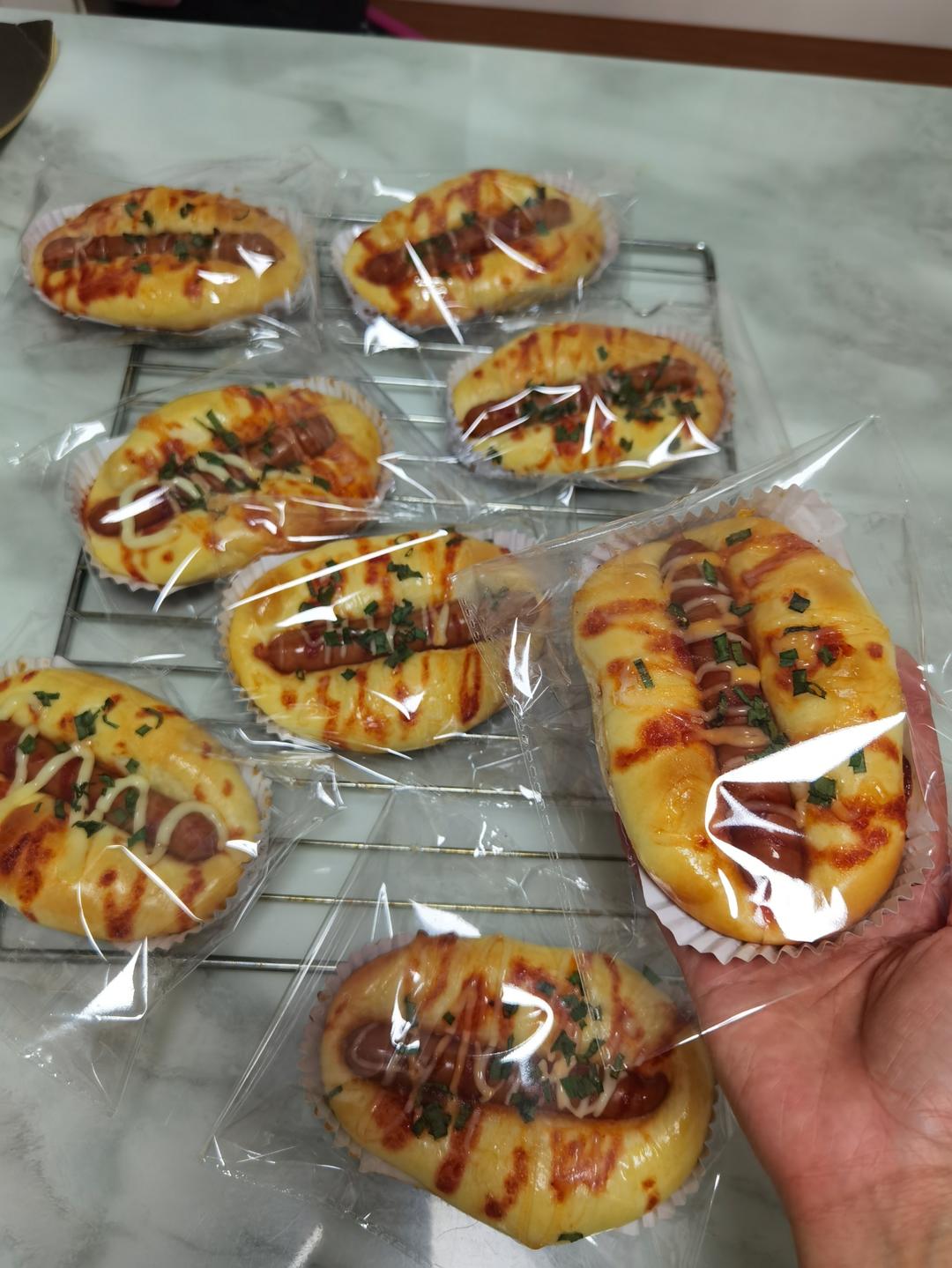 超松软的一发芝士香葱火腿沙拉面包|柔软拉丝|新手友好