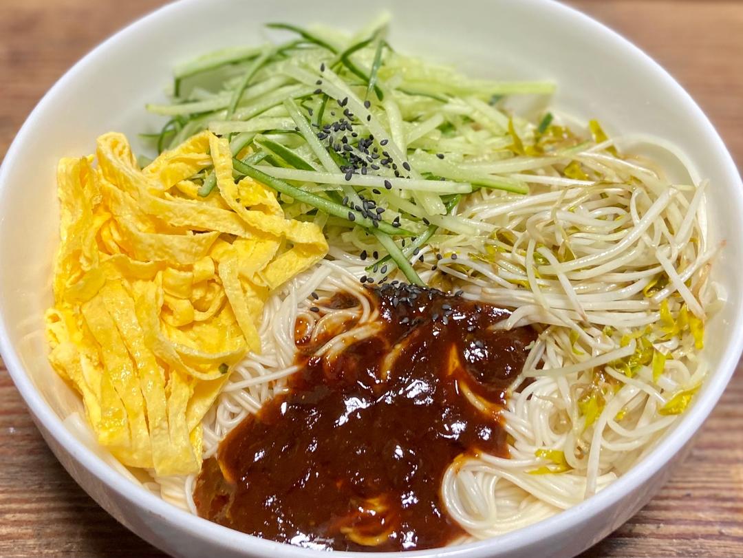 简易版炸酱面的做法