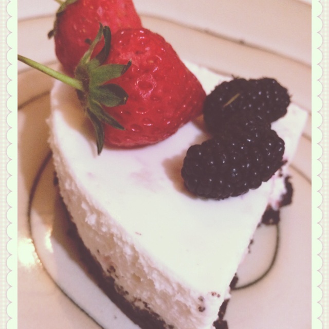 草莓果粒冻芝士蛋糕