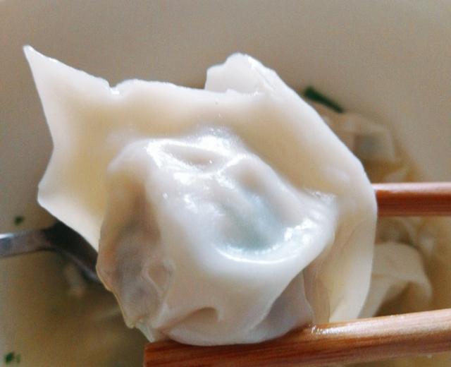海参猪肉韭菜馄饨的做法