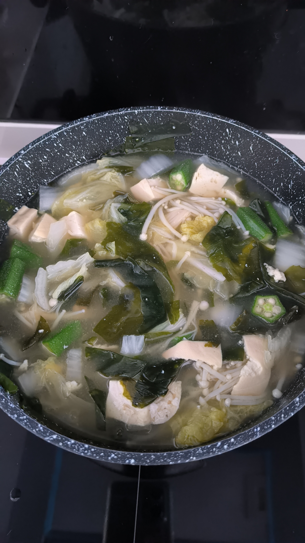 蔬菜豆腐味噌汤