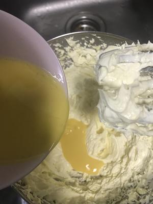 重磅黄油蛋糕的做法 步骤5