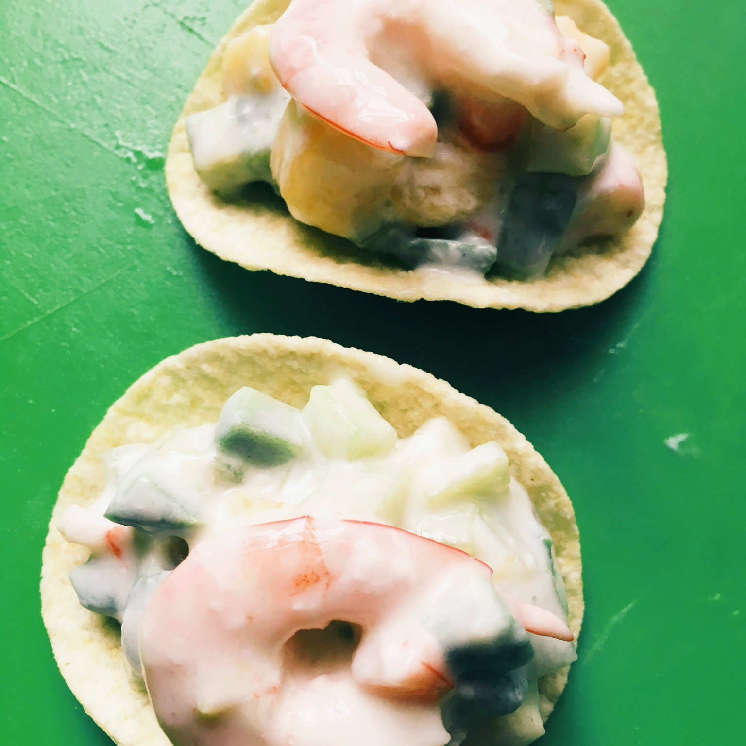 薯片牛油果大虾沙拉