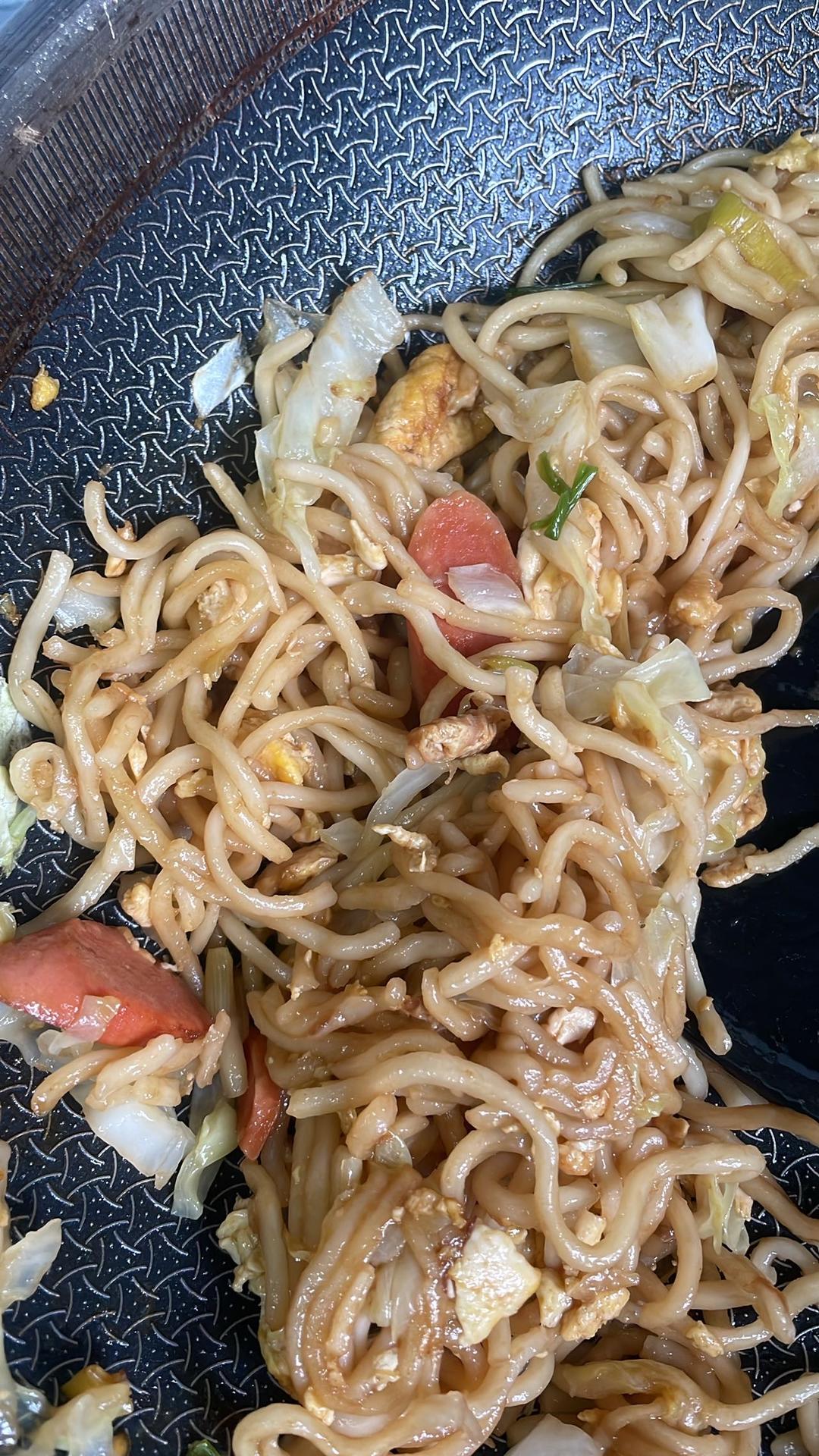 包菜炒面