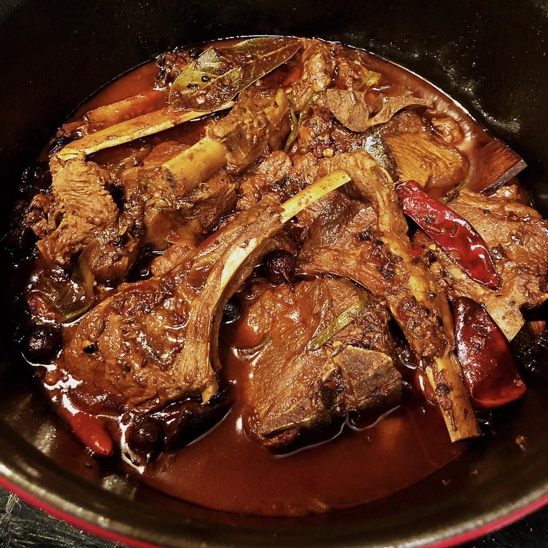 心小悦心心念念做的堂妈教你做红汤羊蝎子火锅