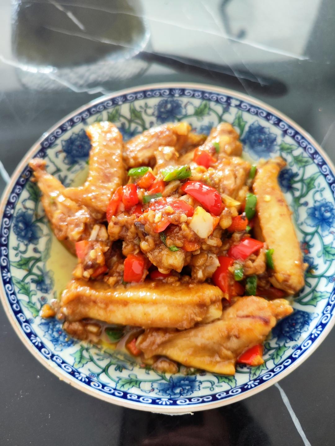 蒜香鸡翅，这才是鸡翅最好吃的做法