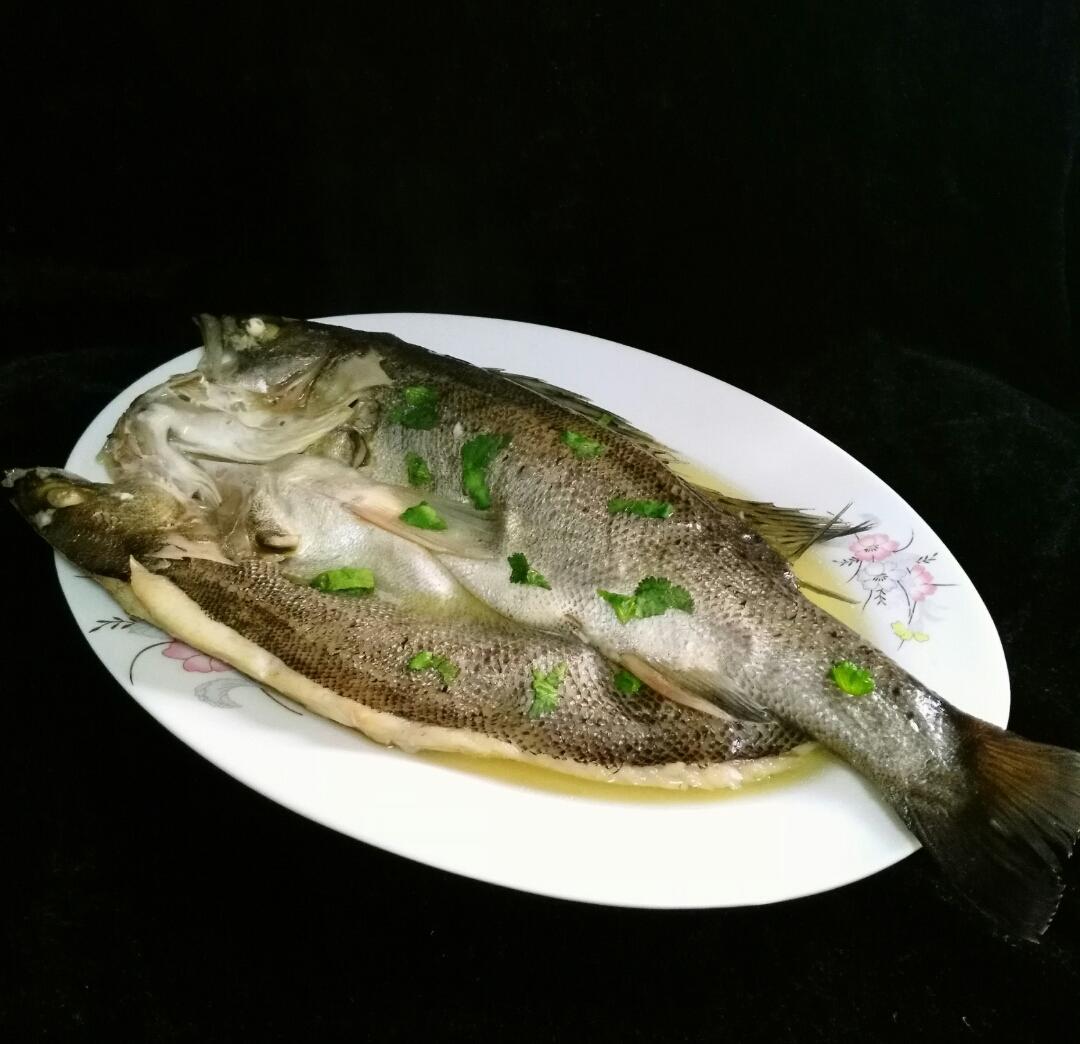君君love烘焙做的白汁梅子鱼