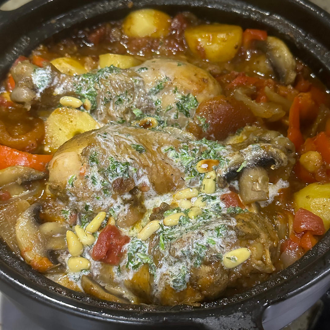 以色列名厨Ottolenghi的中东烤鸡塔吉锅