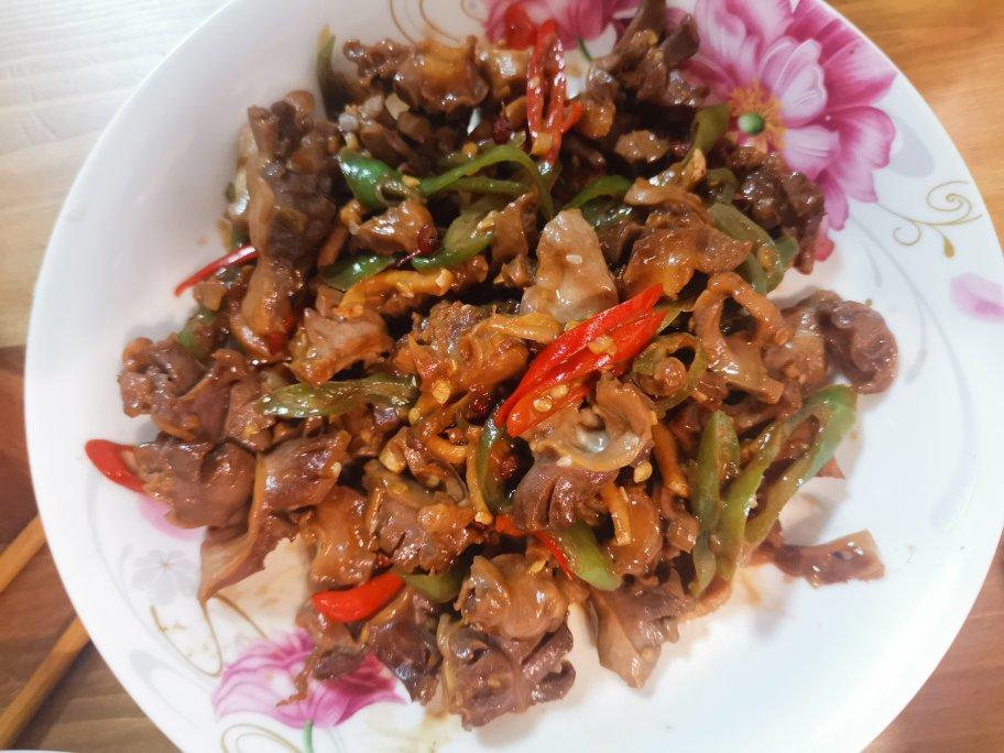 家常快手小炒鸡胗