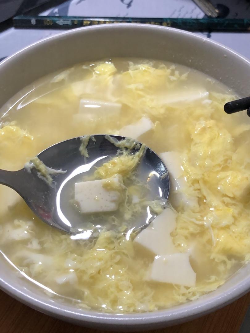 鸡蛋豆腐汤