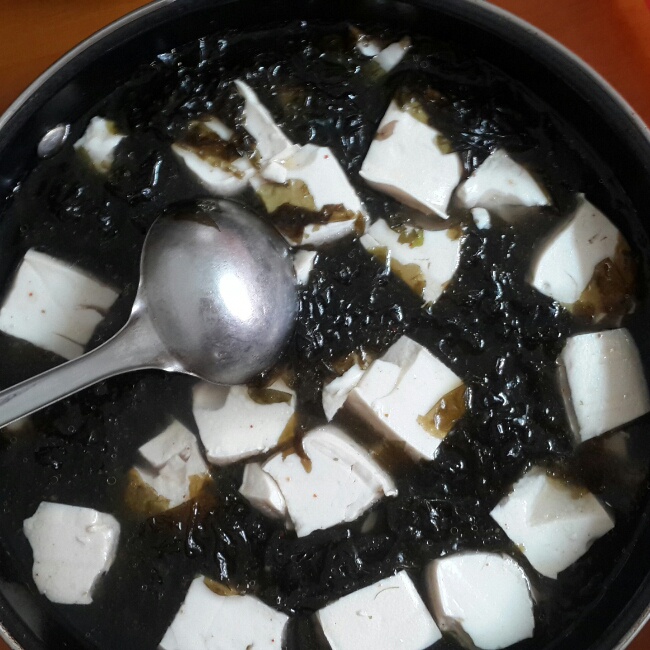 紫菜豆腐汤