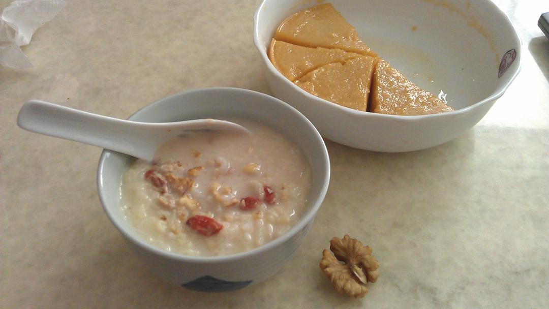 美龄粥(核桃杞子豆漿甜粥)