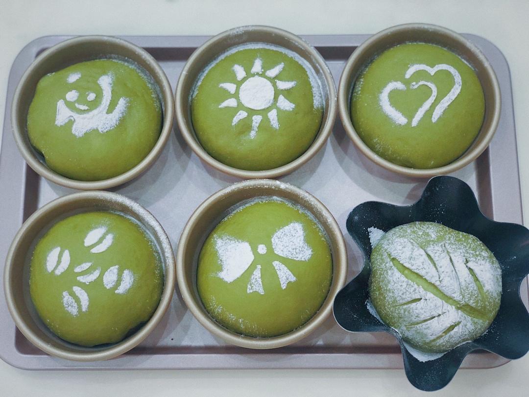 抹茶红豆软面包