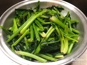 菠菜或艾草青团（不需澄粉，简单超详细，Q弹，不粘牙）的做法 步骤1