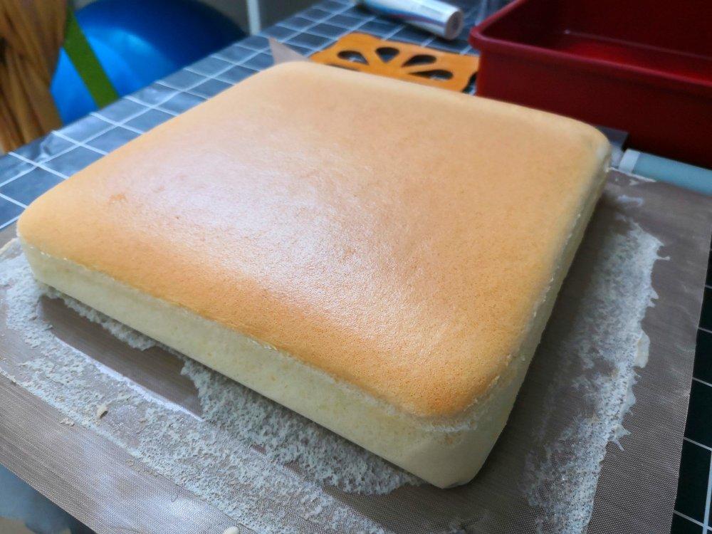 【视频食谱】Duang！古早蛋糕