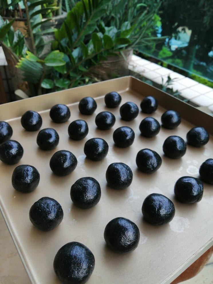 不蒸不晒的秘制乌发养颜黑芝麻丸